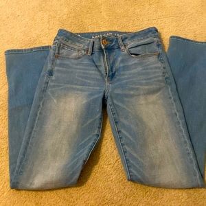 AE - Size 4 Jeans